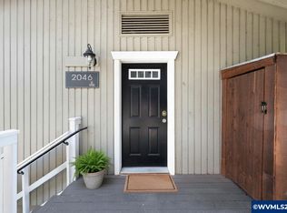 2046 W 14th Pl, Eugene, OR 97402