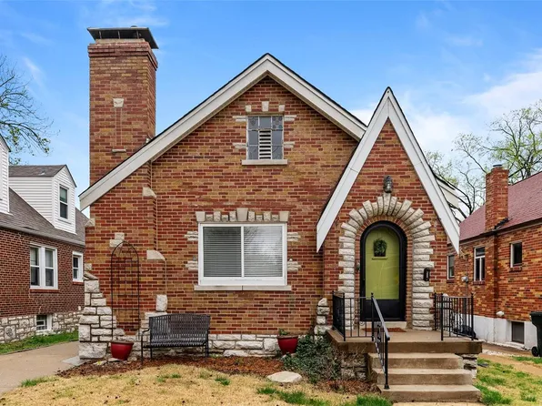 5660 Arendes Dr, Saint Louis, MO 63116