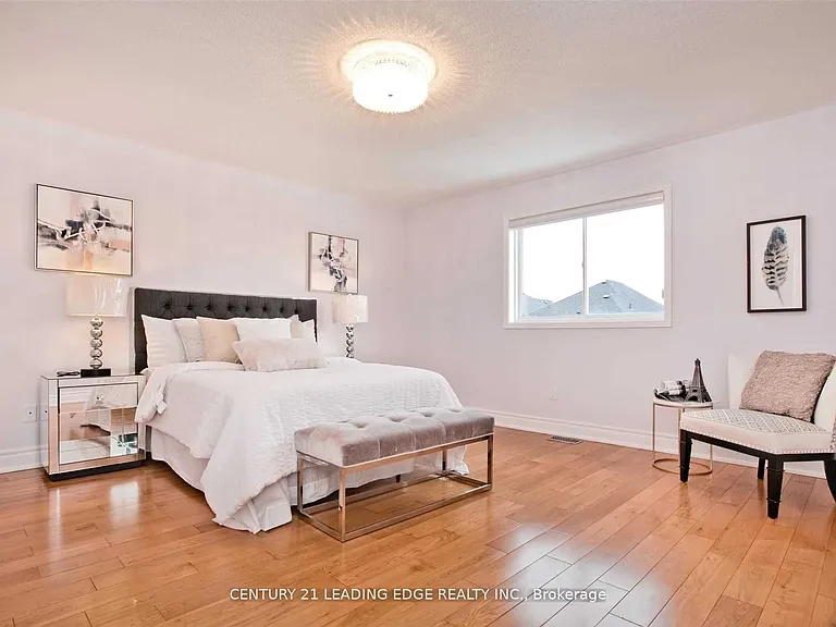 40 Kentley St — Photo 11
