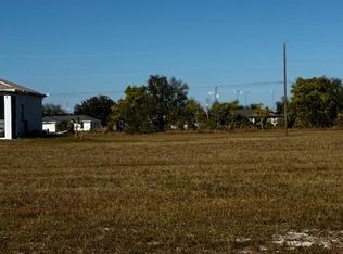 1715 Tropicana Pkwy W, Cape Coral, FL 33993