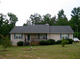 290 Horace Elnut Cir, Nicholson, GA 30565