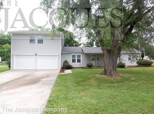 1620 N Oak Grove Ave, Springfield, MO 65803