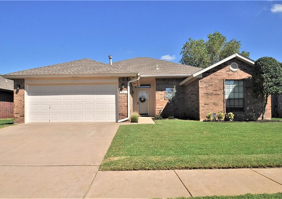 1st image of 701 SW 154th Pl