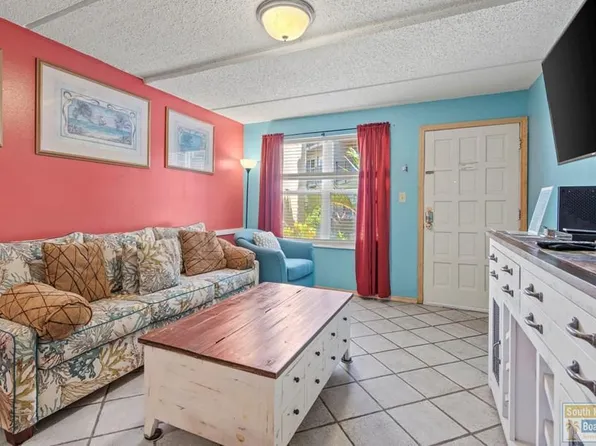 115 E Coronado Dr #102, South Padre Island, TX 78597