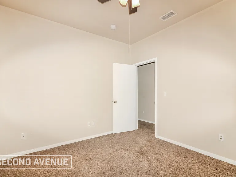 2613 Las Brisas St — Photo 19