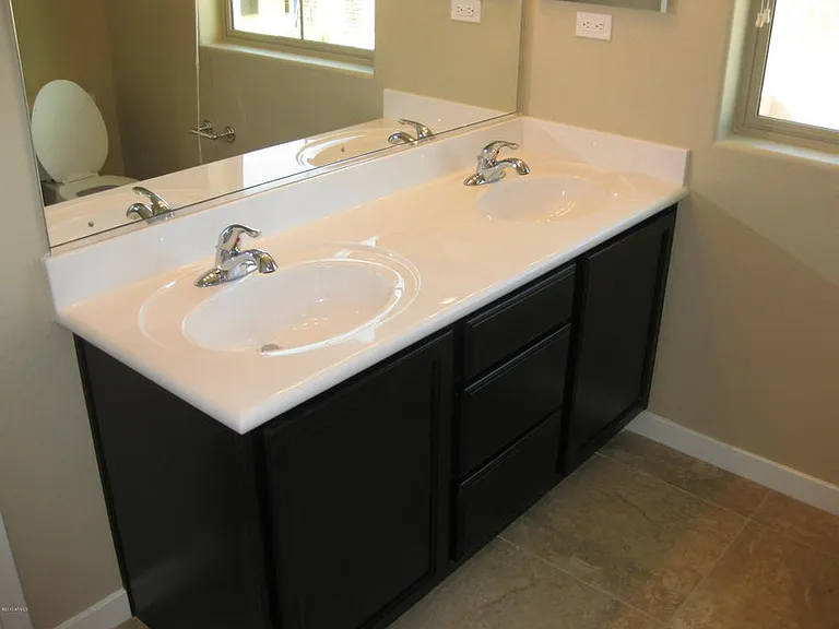 1163 E Cedar St — Photo 16