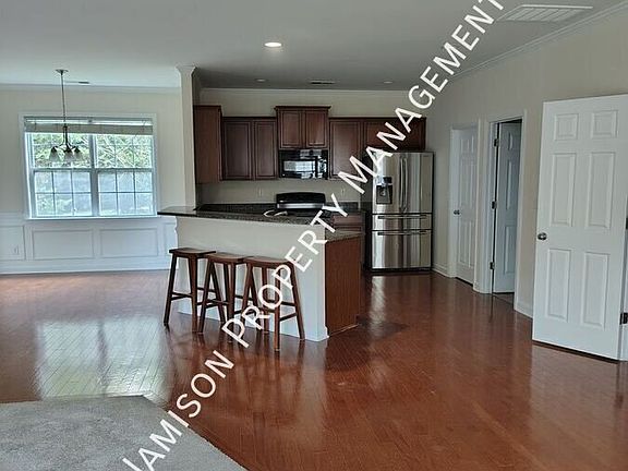 4th image of 1012 Terrapin St