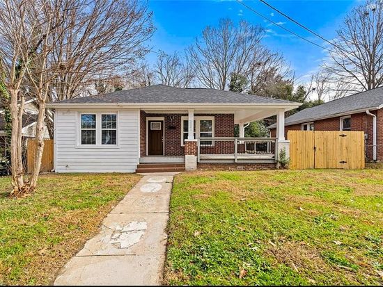 2521 Greenway Ave, Winston Salem, NC 27105