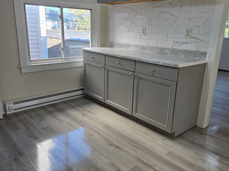 60 Delaware Ave #3