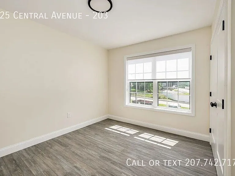 725 Central Ave #203 — Photo 19