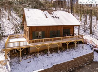 150 19th Hole Drive, West Jefferson, NC 28694