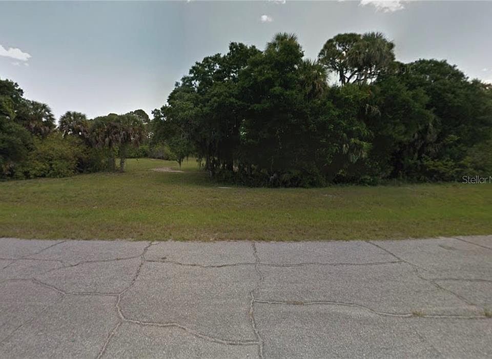 2nd image of 395 Sunset Rd N