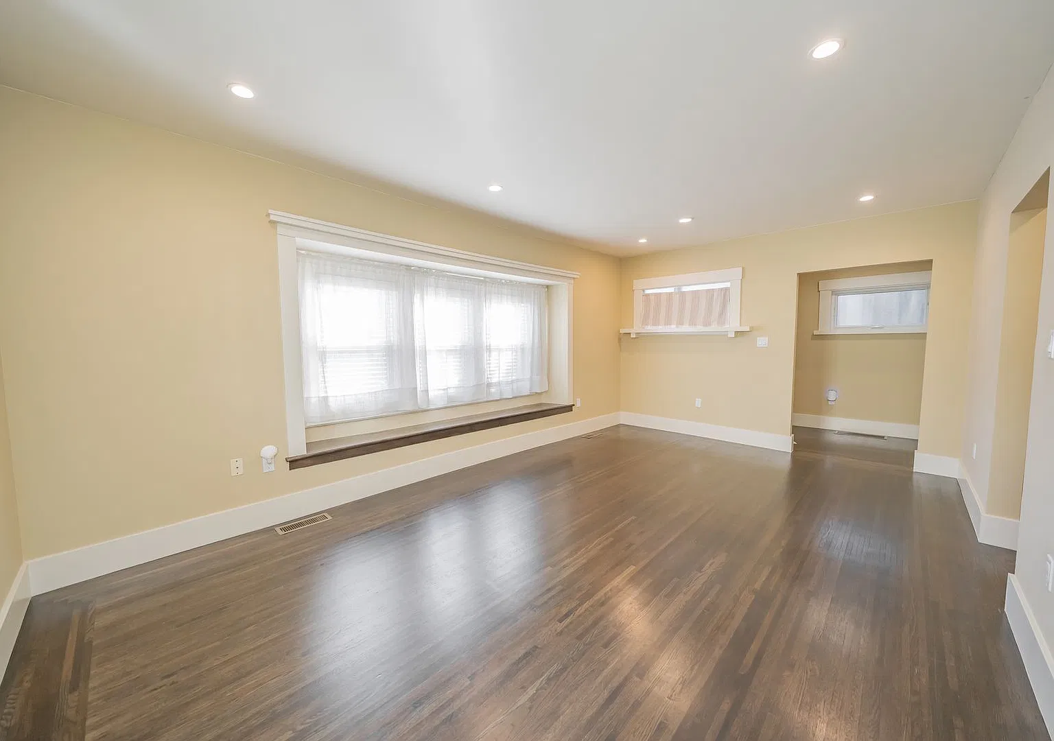 2209 Cedar Street — Photo 3