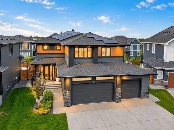 317 S Aspen Summit Hts SW, Calgary, AB T3H 6G8