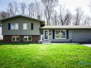 1907 Eastview Dr, Findlay, OH 45840