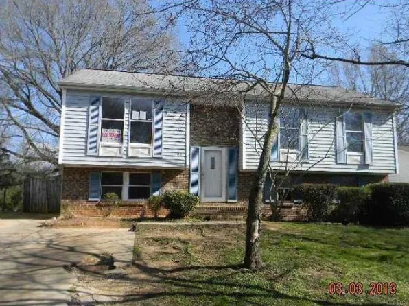 4816 Harri Ann Dr, Charlotte, NC 28227