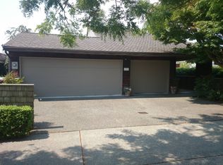 6761 Beach Dr SW, Seattle, WA 98136