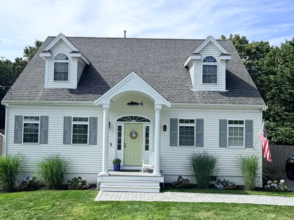 6 Dexter Ave, Sandwich, MA 02563