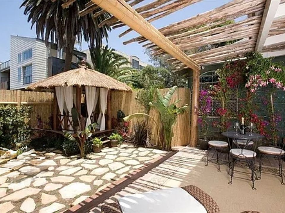 back garden with indonesian hut
