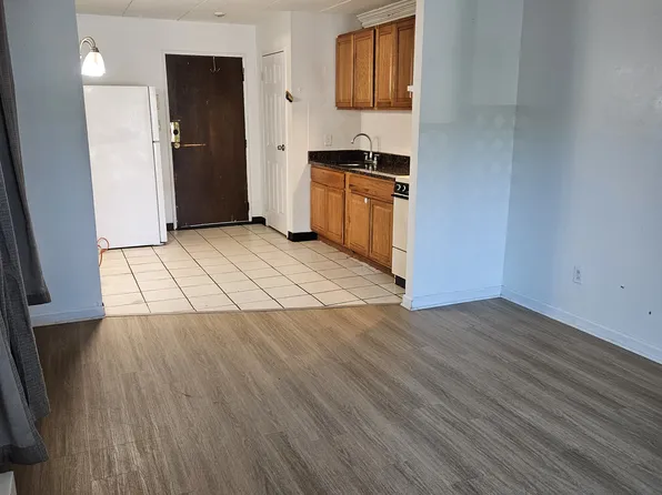 126 Beaver St APT 97, Framingham, MA 01702
