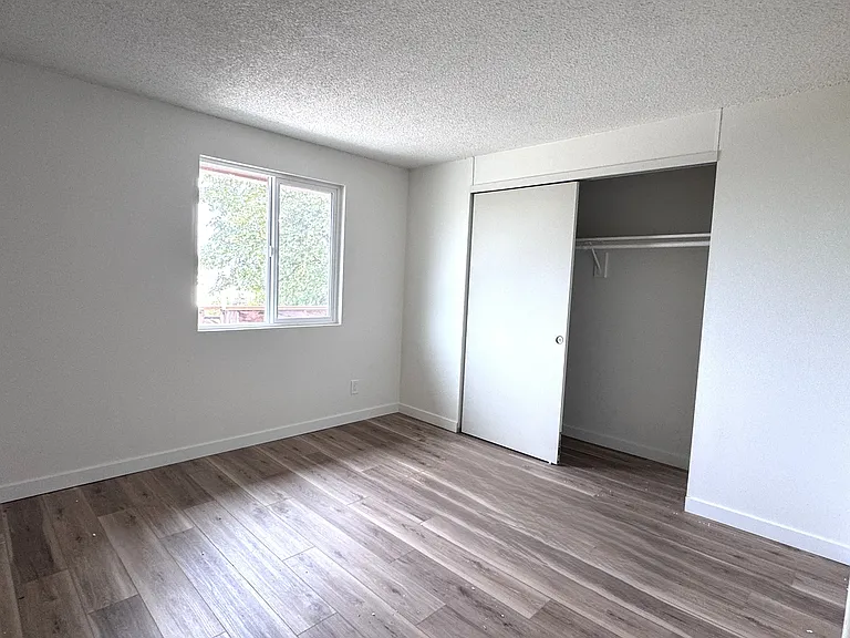 3021 SE 6th Ave — Photo 15