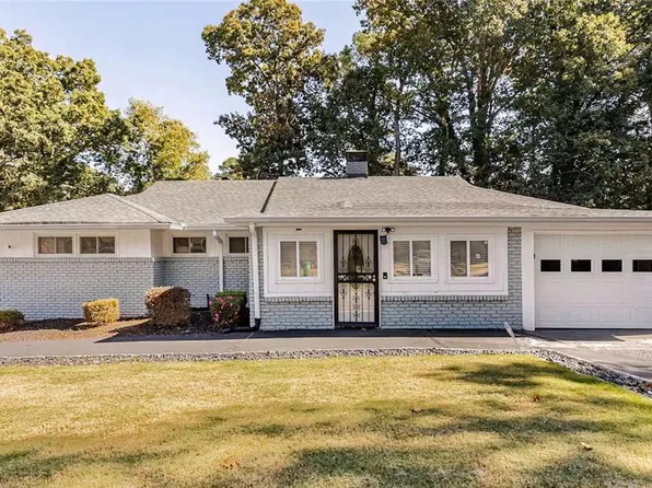 1944 Cindy Dr, Decatur, GA 30032