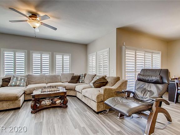 5th image of 11835 Portina Dr Unit 2022