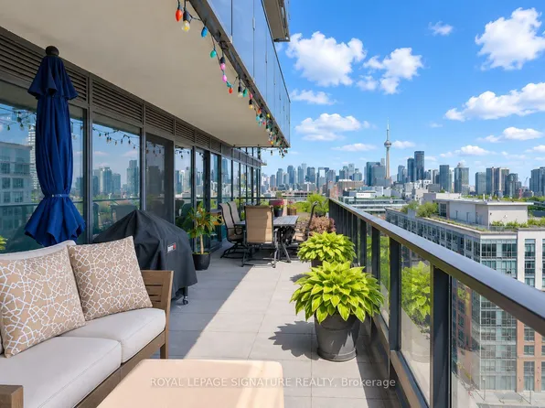 1030 King St W, Toronto, ON