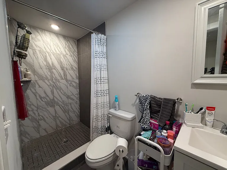 Brand New Luxury Temple Apartments — Photo 10