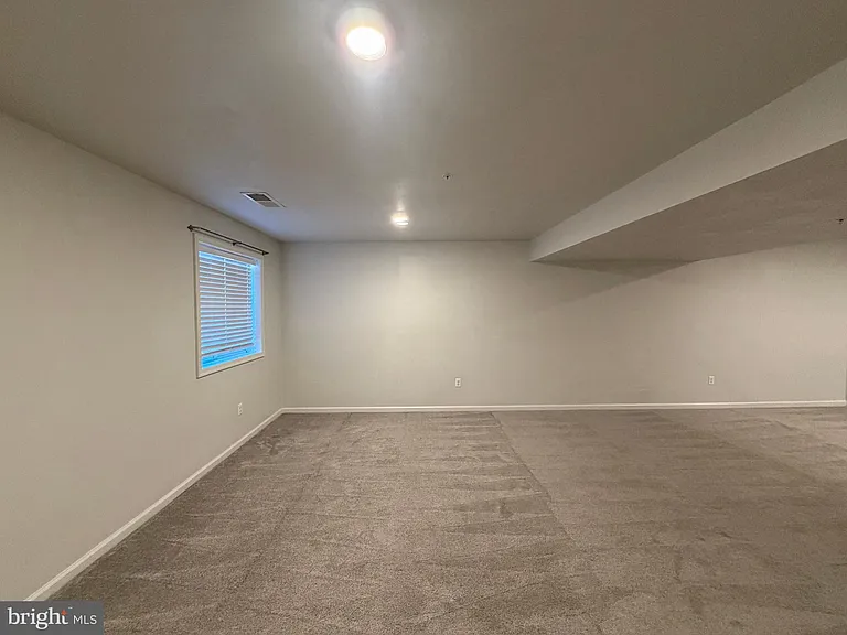3429 Linden Grove Dr — Photo 77