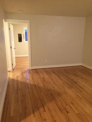 Lombardy Apartments Photo 1