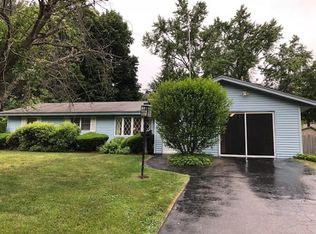 11 Maureen Rd, Framingham, MA 01701