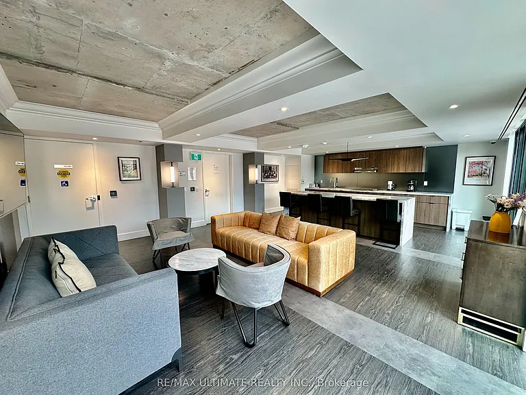 57 Brock Ave #704 — Photo 36