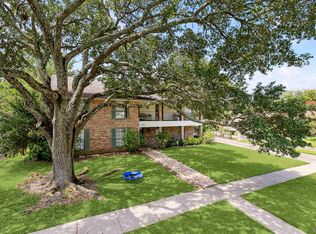 1270 Ashland Dr, Baton Rouge, LA 70806