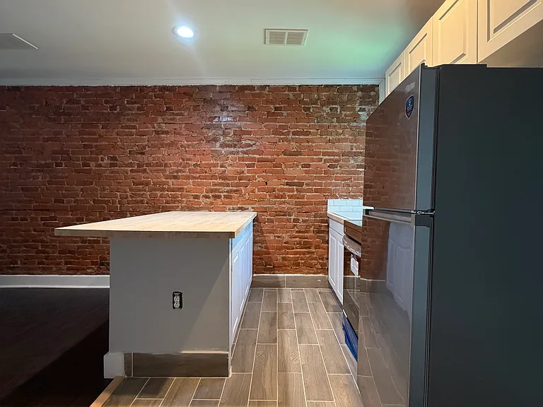 5707 Boyer St #2 — Photo 6
