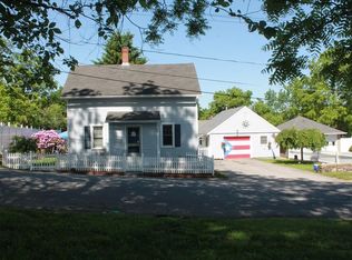 28 Lovely St, Southbridge, MA 01550