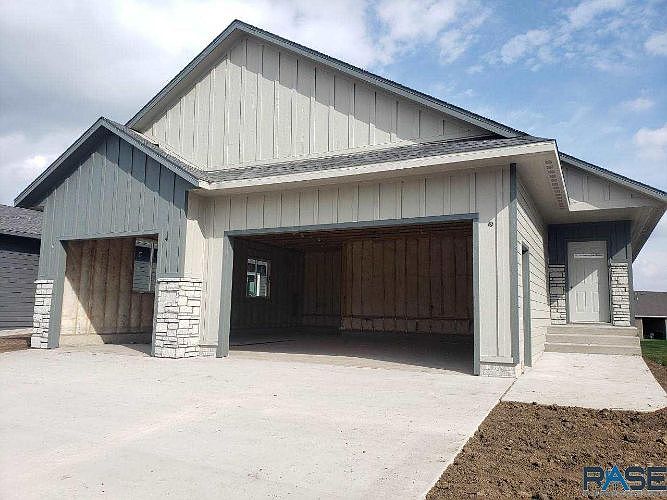 1st image of 6708 S Laguna Cir