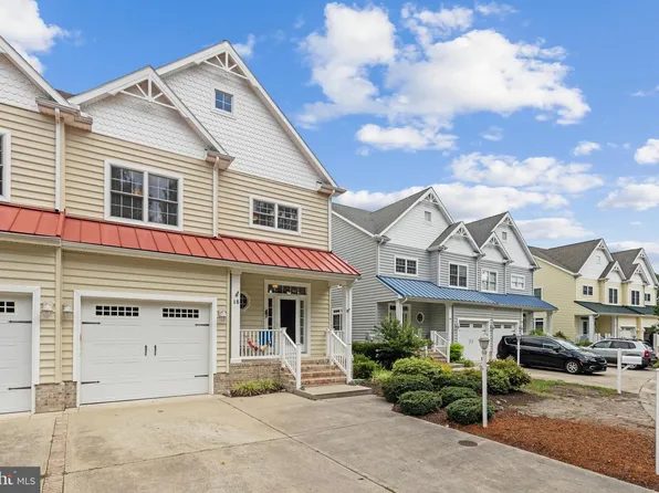 15 Ocean Mist Dr, Ocean View, DE 19970