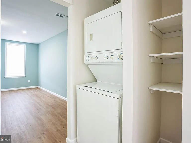 435 N 32nd St #2 — Photo 19