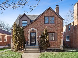 5814 N Forest Glen Ave, Chicago, IL 60646