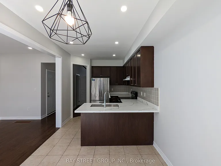 80 Brock Ave — Photo 3