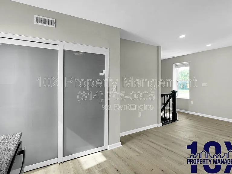 1213 E Whittier St — Photo 11
