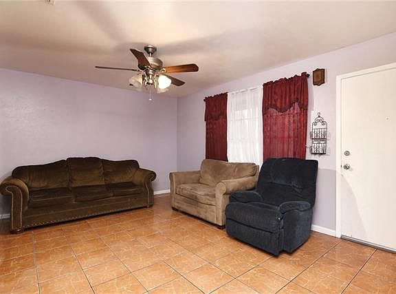 5th image of 5201 Creekline Dr