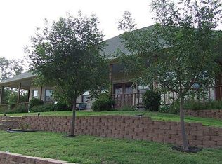 1941 Sterling Rd, Granbury, TX 76048