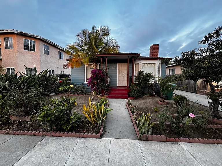 5662 Myrtle Ave — Photo 2
