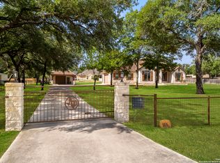 165 Copper Ridge Dr, La Vernia, TX 78121