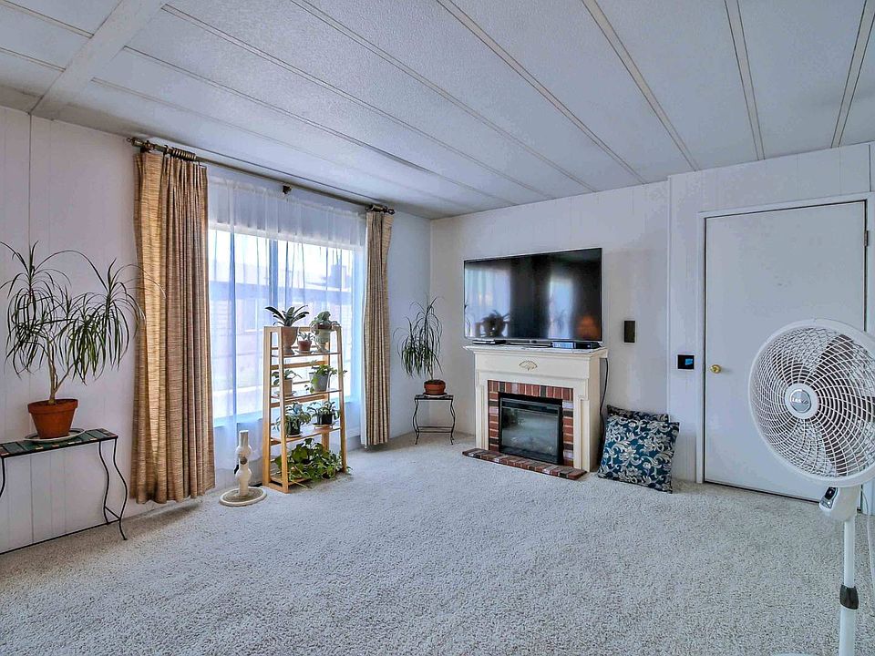 1st image of 110 Timber Cove Dr