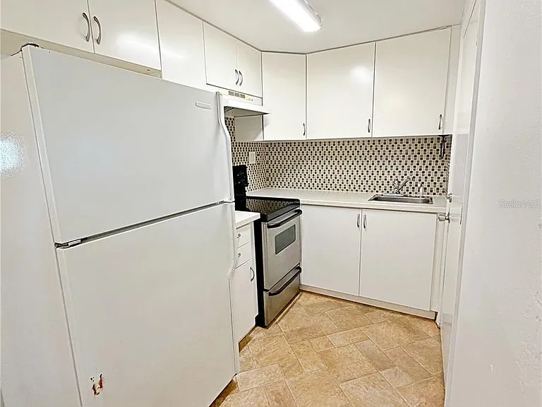 2400 Shannon Rd — Photo 9
