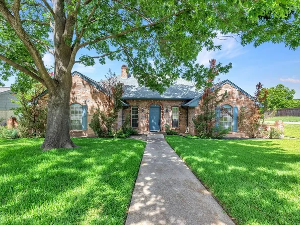 306 Swan Ridge Pl, Duncanville, TX 75137