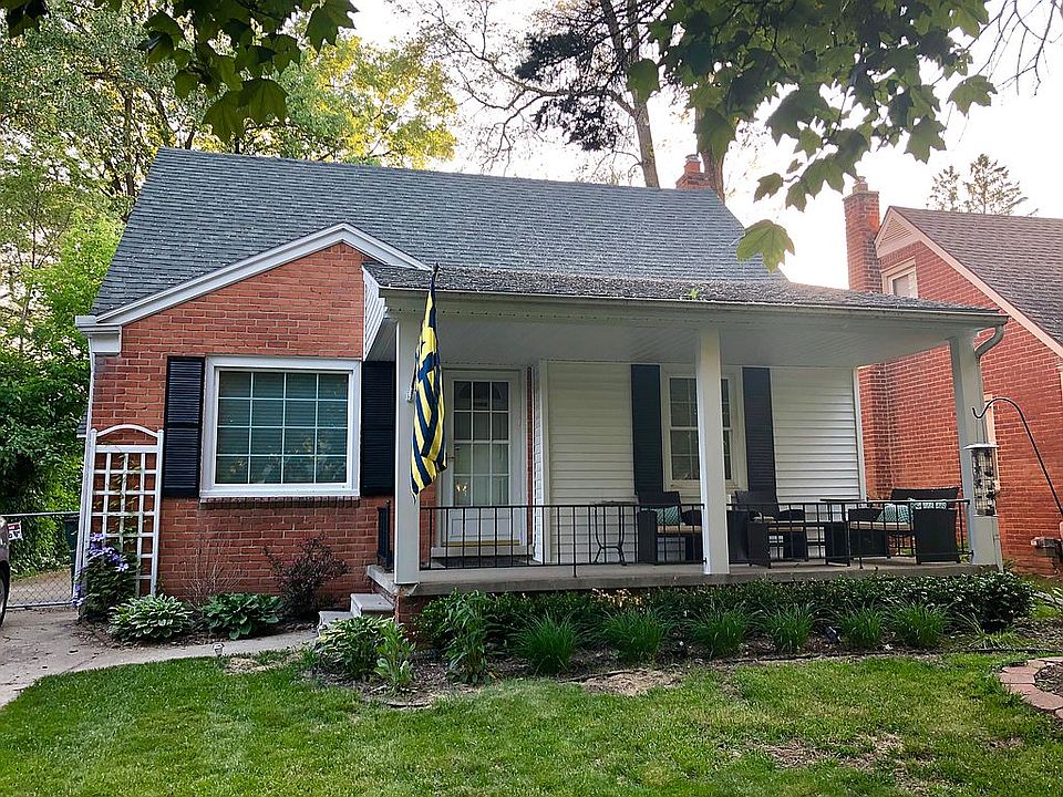 1st image of 3031 Ferris Ave
